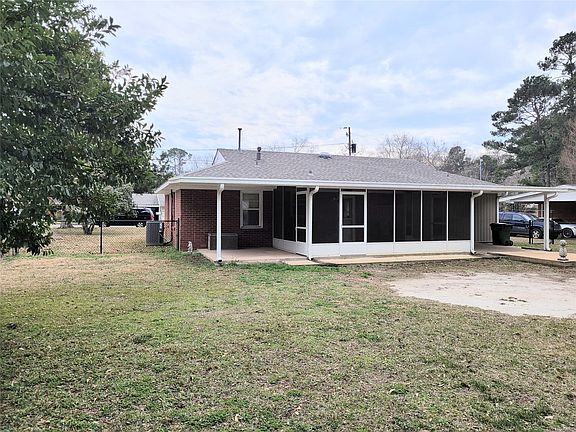 2nd image of 3717 Sherwood Dr