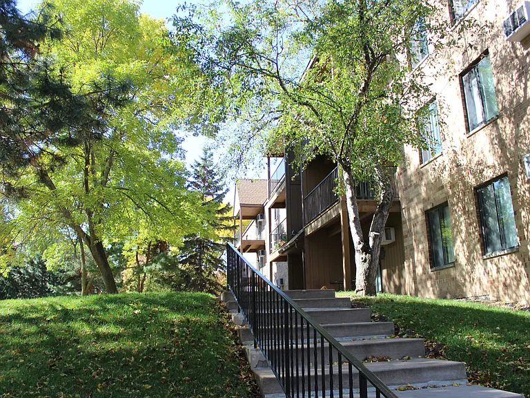 Eagle Ridge Apartments — Photo 14
