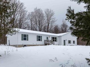 10283 Maple Grove Rd, Charlevoix, MI 49720