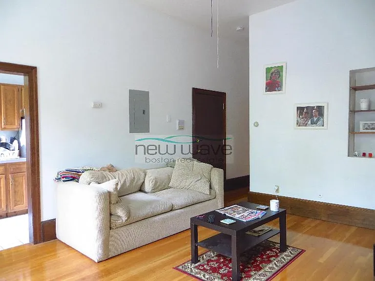 39 E Springfield St #4 — Photo 3