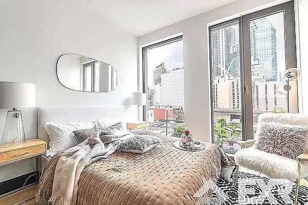 Rented by The KCI Group | media 9