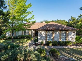 21111 Ridgeview Rd, Lago Vista, TX 78645