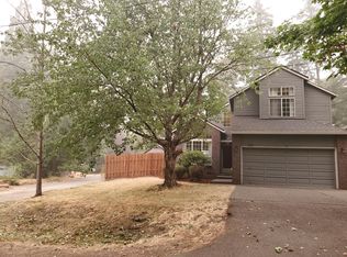 5135 SW Baird St, Portland, OR 97219