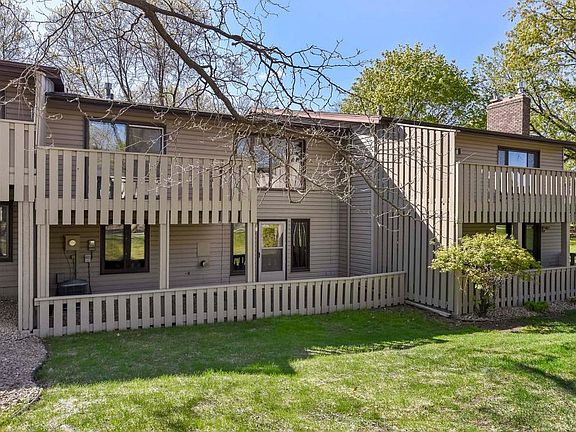 4th image of 5869 Hyland Courts Dr