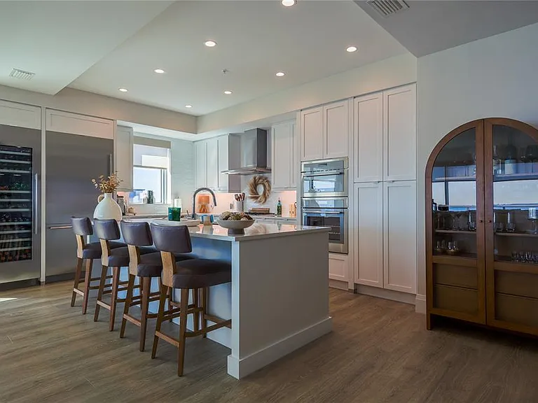 2910 W Barcelona St #604 — Photo 4