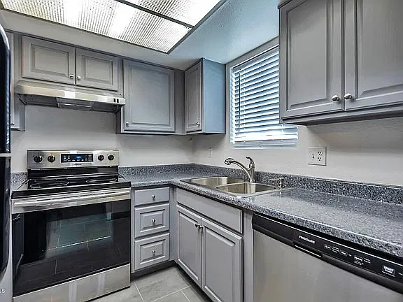 406 E Washington Ave #B — Photo 37