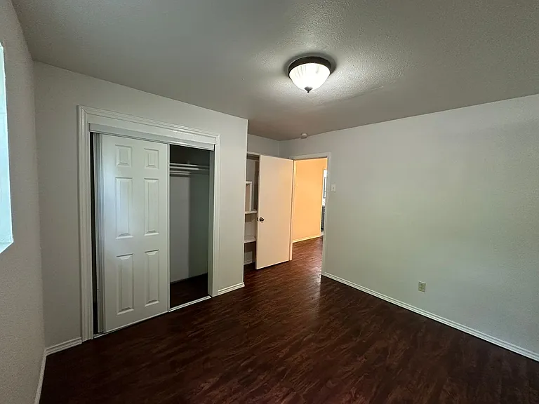 1619 Nolan St #B — Photo 14