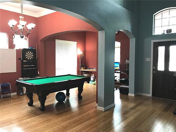 2nd image of 3824 Birchmont Dr
