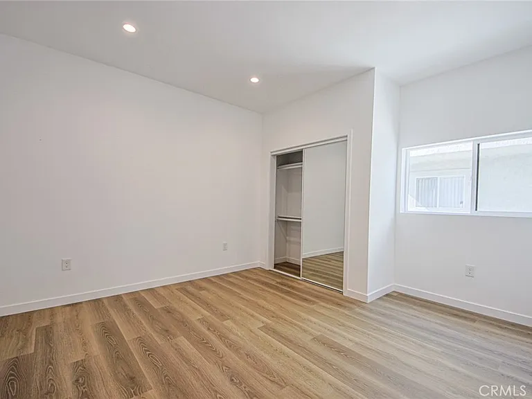 5235 Satsuma Ave — Photo 24