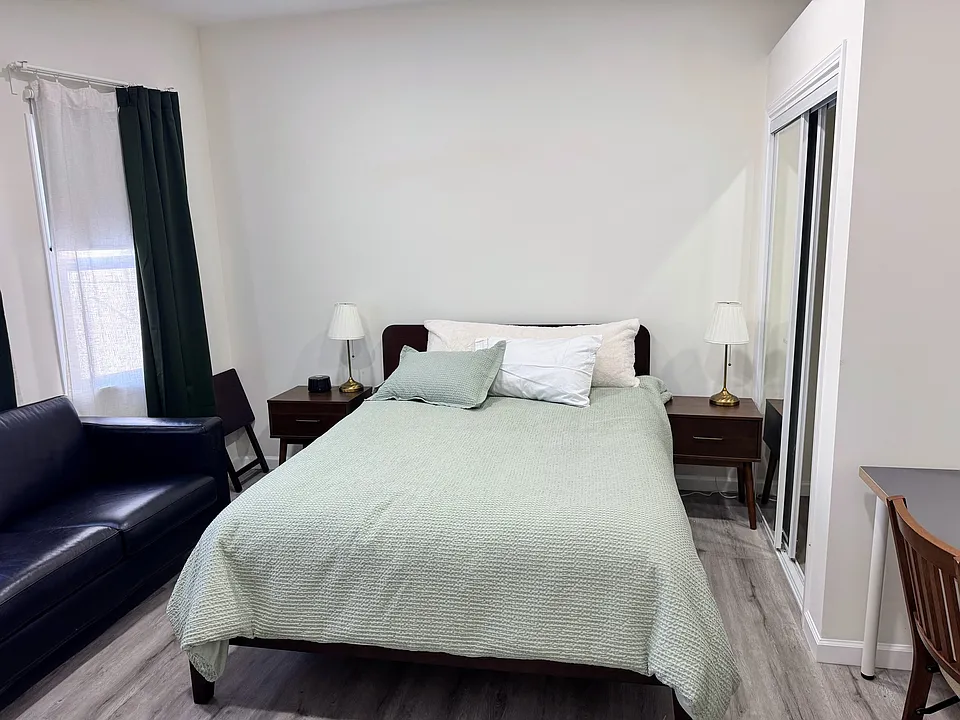 2658 23rd Ave