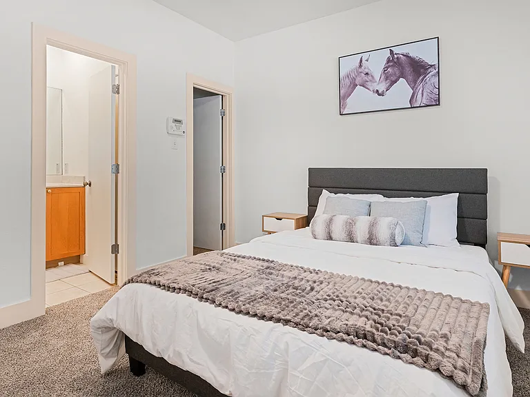 4830 Cedar Springs Rd #37 — Photo 8