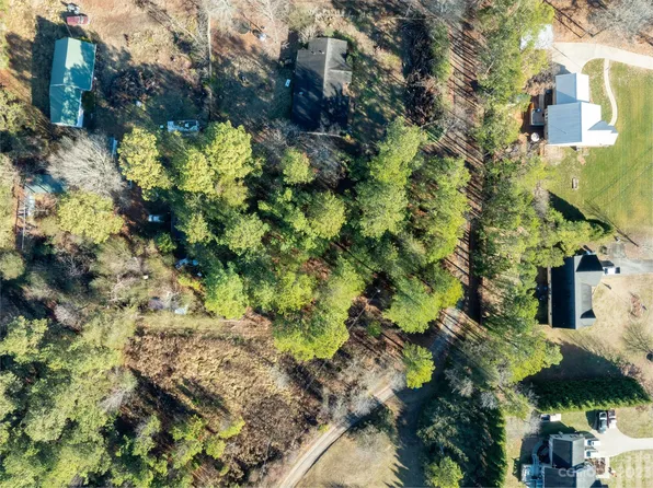 150 Lockhart Farm Ln, Statesville, NC 28677