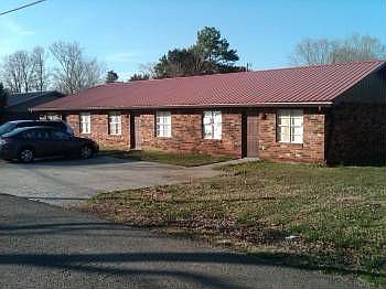 Building Photo 3