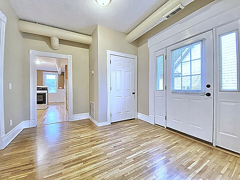 1113 Minnehaha Ave E #2 — Photo 10