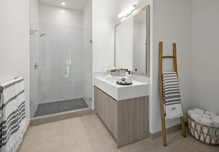 Grove Central Residences — Photo 5