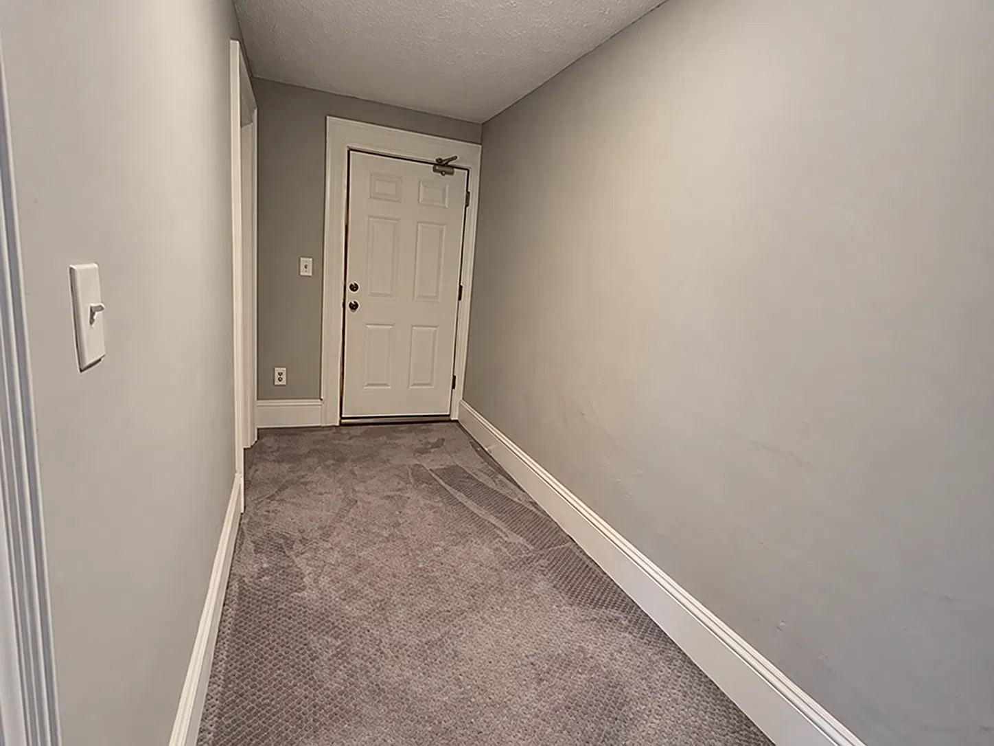 3 bed, $1,900 — Photo 3
