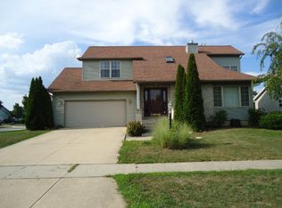 1802 Autumn Ridge Dr, Urbana, IL 61802