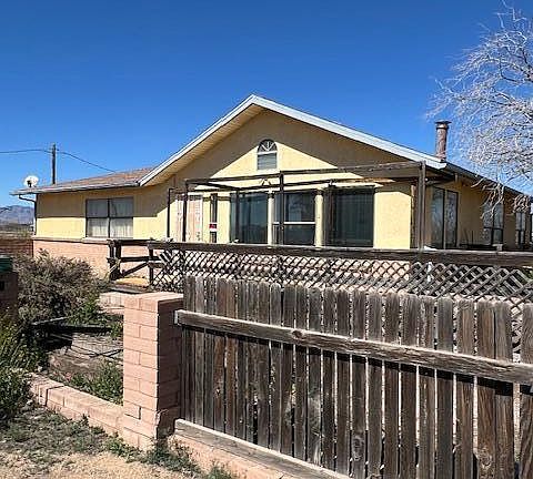 4th image of 2505 W Arcadia Ln
