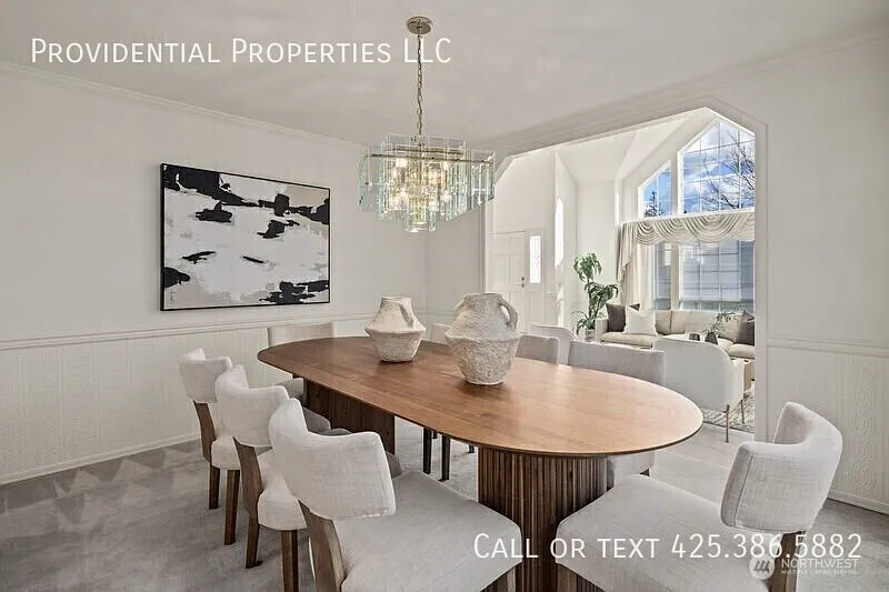 5 bed, 2.5 bath, 2730 sqft, $4,500 — Photo 4