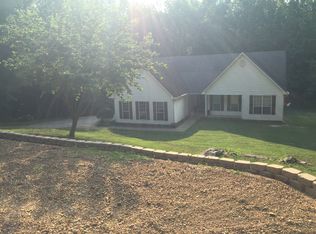403 Greenvalley Dr, Rocky Face, GA 30740