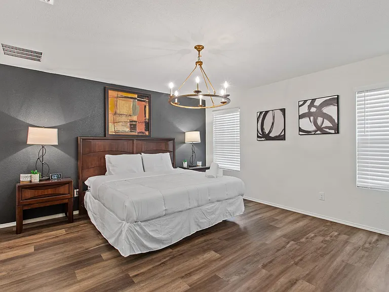 1602 Westfall Dr — Photo 13