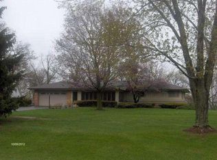 W274N1296 Spring Hill Dr, Pewaukee, WI 53072
