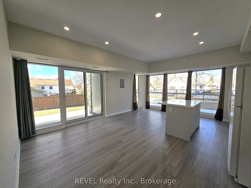 50 Herrick Ave #140