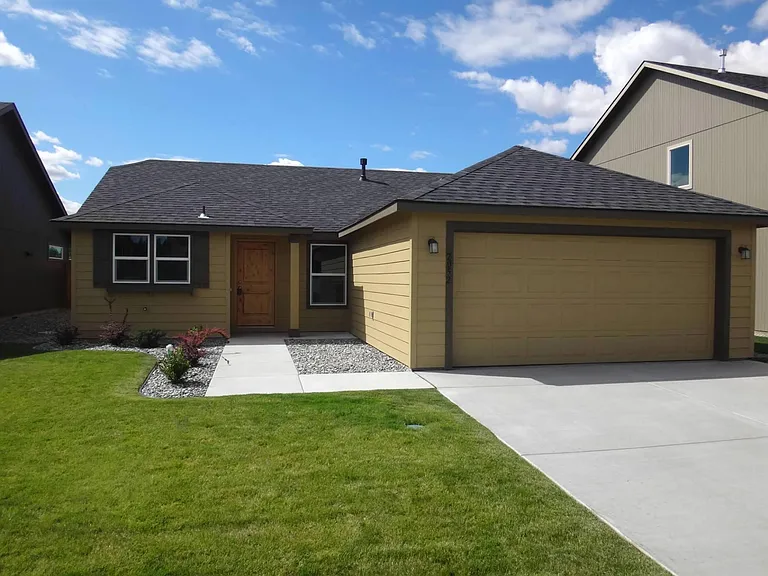 2052 Alco Ave — Photo 1