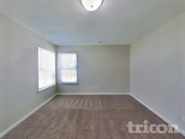 5103 Sandy Forge Dr — Photo 7