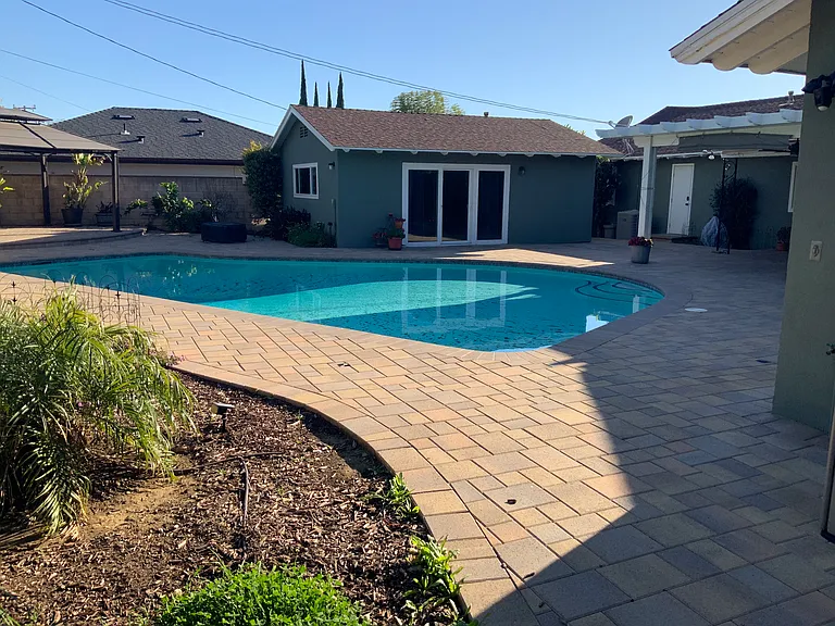 Garden Grove Ave — Photo 26