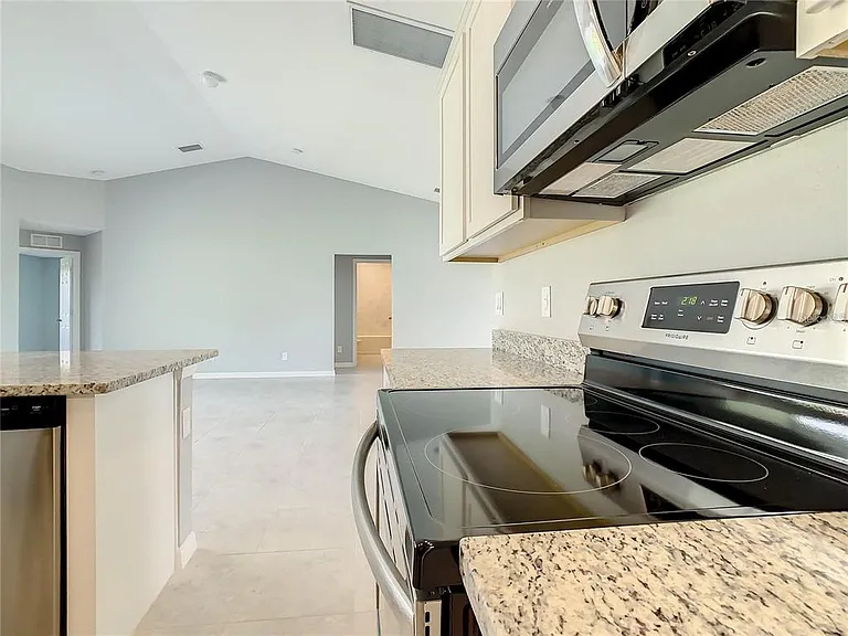 27307 Tierra Del Fuego Cir — Photo 13