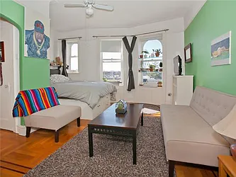 Sold by Avenue Sotheby's International Realty