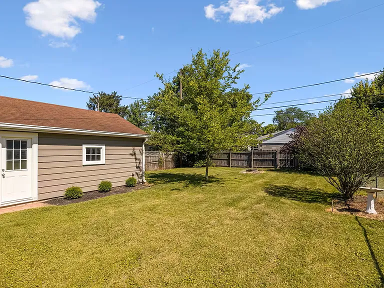 154 E Dominion Blvd — Photo 24