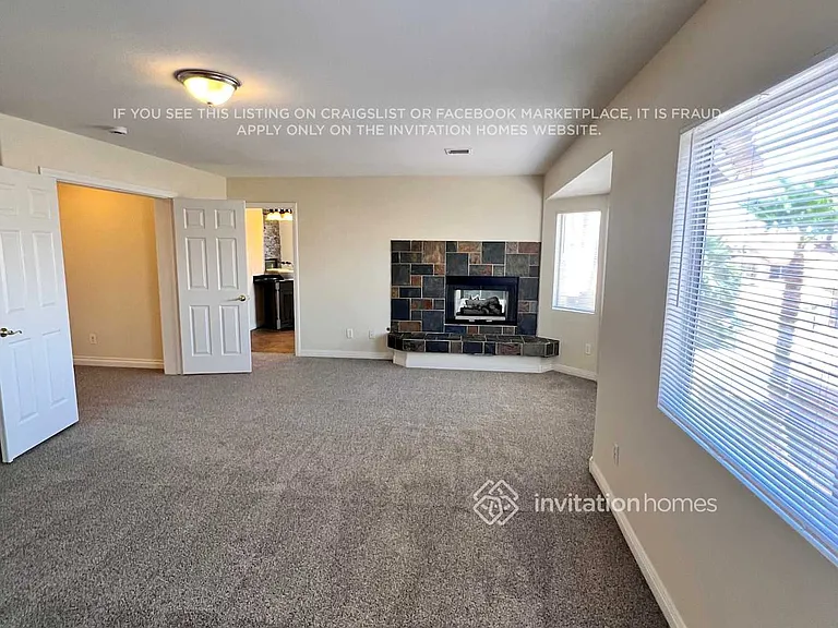 280 Plaza Carmelina Ct — Photo 11