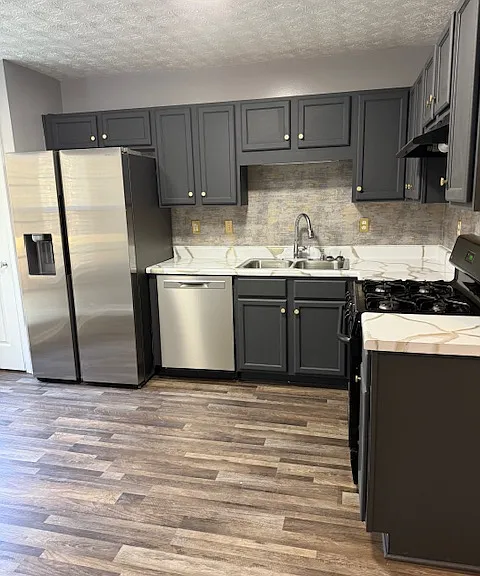 1575 Cedar Hl — Photo 9