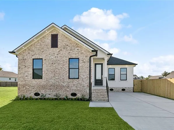 1925 Rose St, Arabi, LA 70032