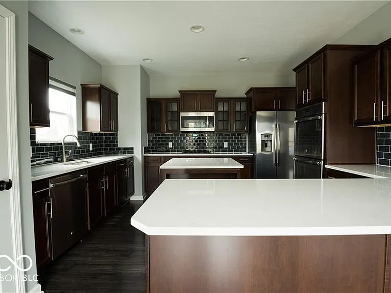 15665 Eastpark Dr — Photo 18