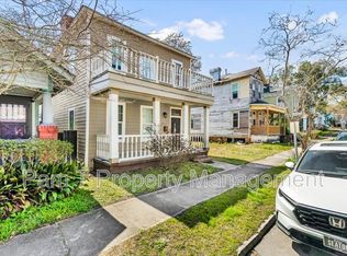 513 E 33rd St, Savannah, GA 31401