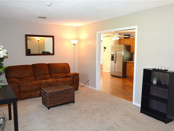 3rd image of 5200 Colorado Blvd