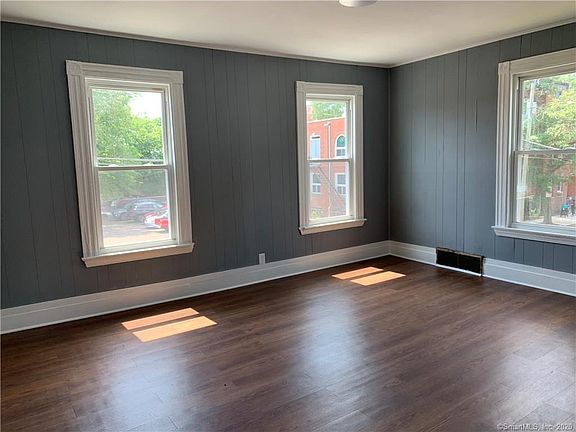5th image of 21 White St #2