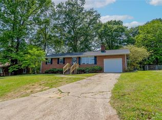 104 N Radford Dr, Hopewell, VA 23860