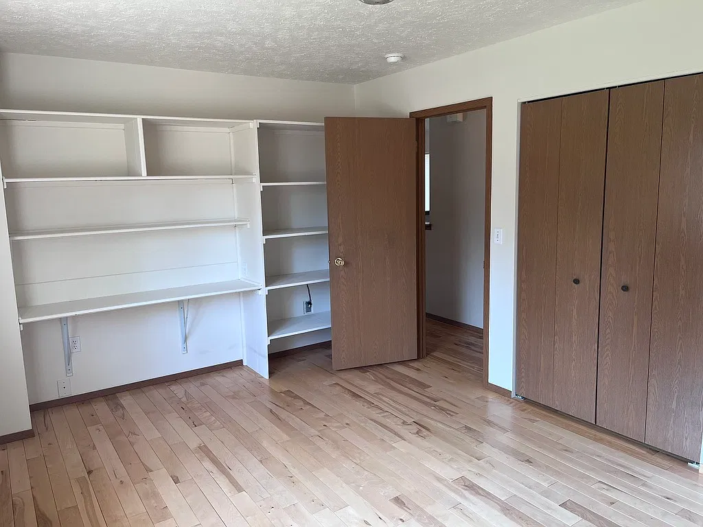 2 bed, 1200 sqft, $1,750 — Photo 4