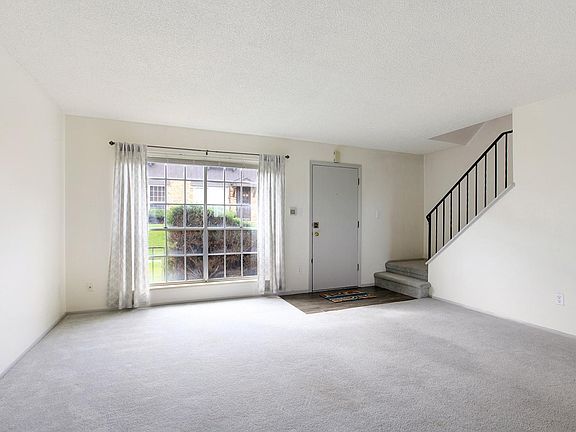 5th image of 3825 S Monaco Street Pkwy APT 125