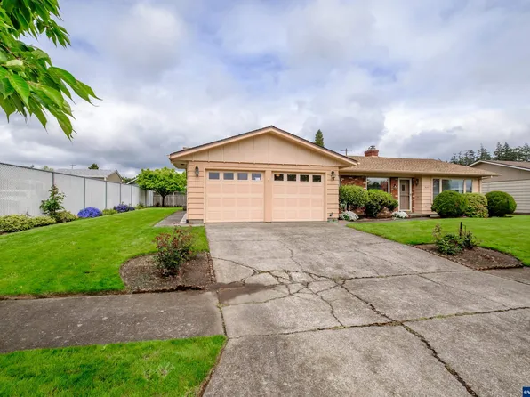 3633 Ibis St NE, Salem, OR 97305