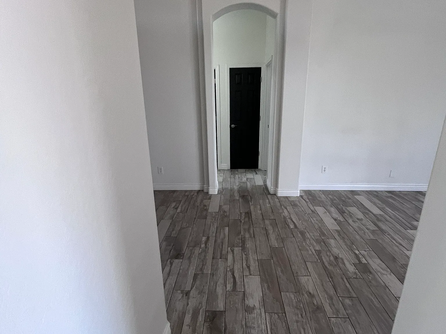 3 bed, 1667 sqft, $2,800 — Photo 3