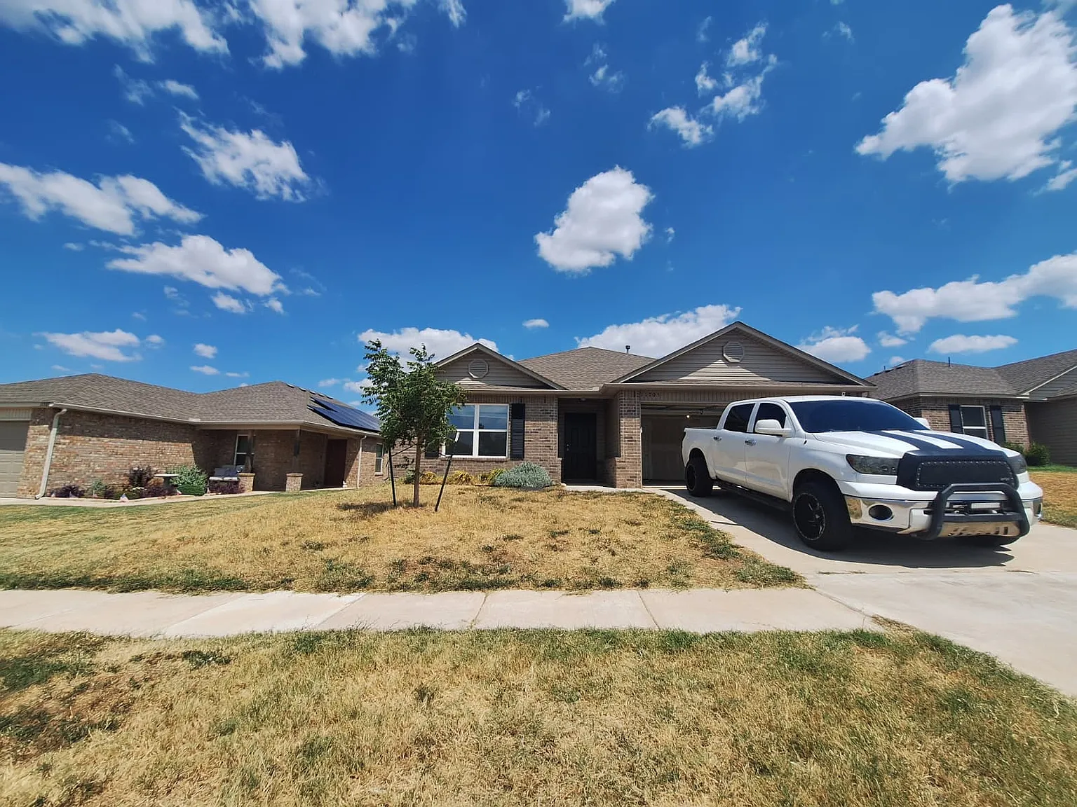 3 bed, 1420 sqft, $1,595 — Photo 1