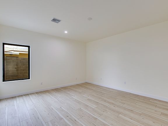 Downstairs Large Bedroom