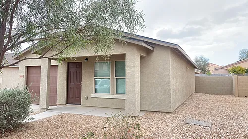 194 E Watson Pl Photo 1