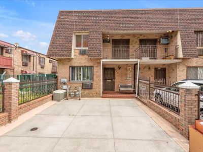 950 Taylor Ave, Bronx, NY, 10473