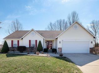 12 Bryan Valley Ct, O'Fallon, MO 63366